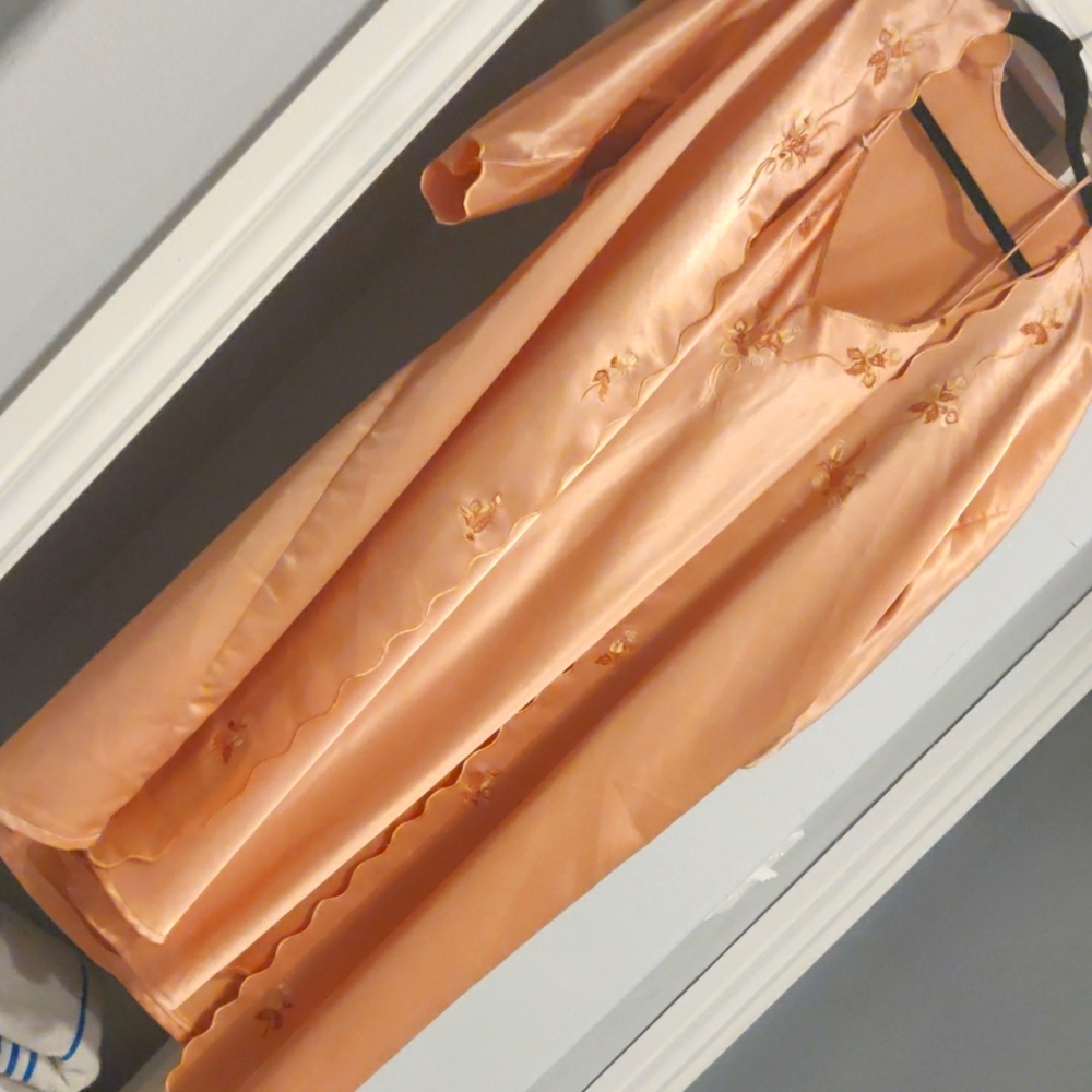 Women's robe with negligee